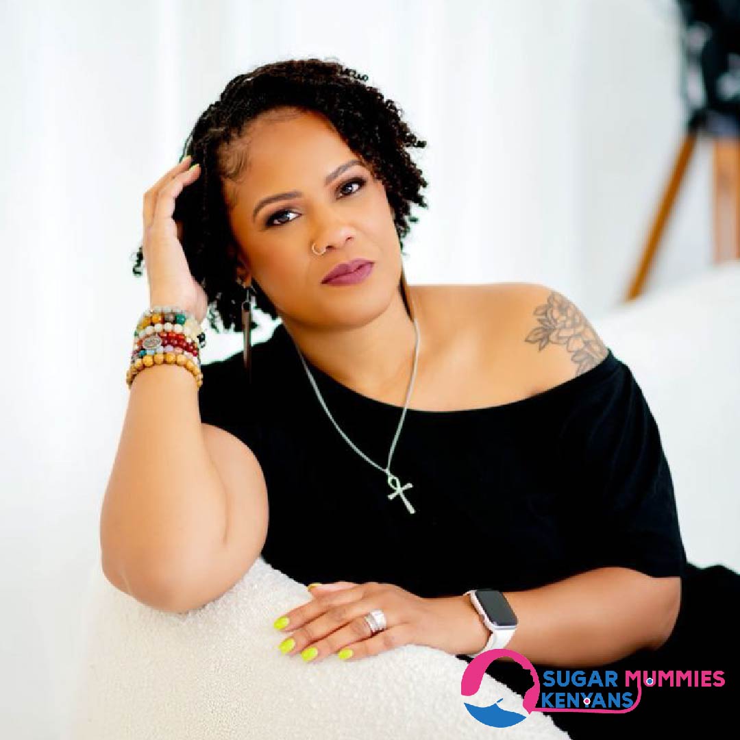 Join Rachael: Seeking 25-33 Year Old Male for Meaningful Relationship