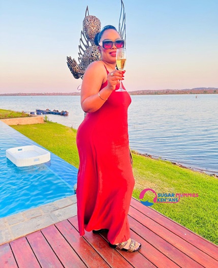Virginia, 40-year-old woman from Diani, seeking love, intimacy, and adventure