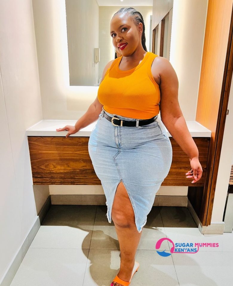 Lilian - Nairobi Sugar Mummy Offering Financial Support, Looking for Young Men for Serious Dating