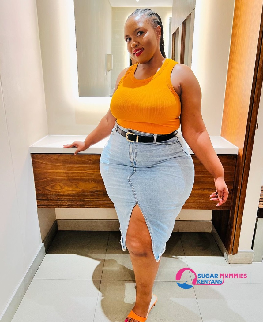 Lilian - Nairobi Sugar Mummy Offering Financial Support, Looking for Young Men for Serious Dating