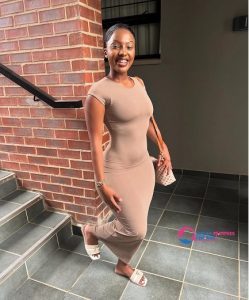 Beautiful and independent 38-year-old single mother from Nairobi, looking for a serious relationship. A confident, loving woman ready to support her partner emotionally and financially. Seeking a genuine connection with a young, committed man in Nairobi