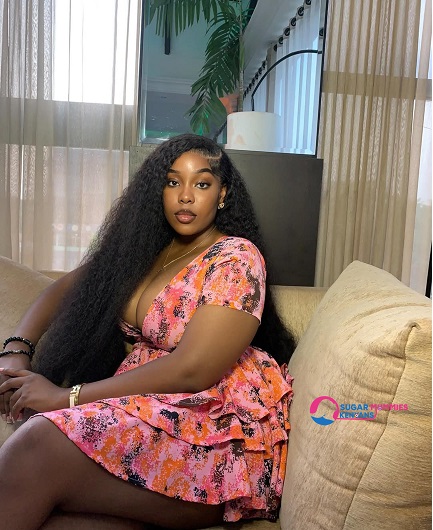 Beautiful Kenyan sugar mummy Christine from Thika Kiambu smiling confidently