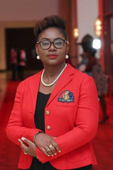 Dahlia, a wealthy and beautiful sugar mummy living in Kilimani Nairobi seeking a mature Christian man in his 40s.